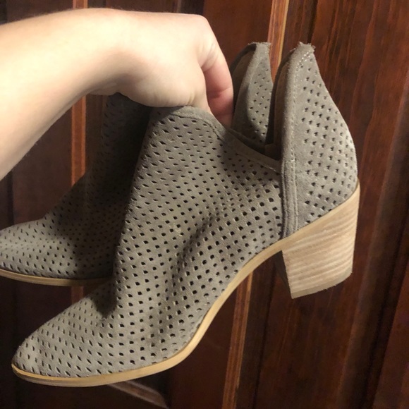 Lucky brand boots - Picture 2 of 3